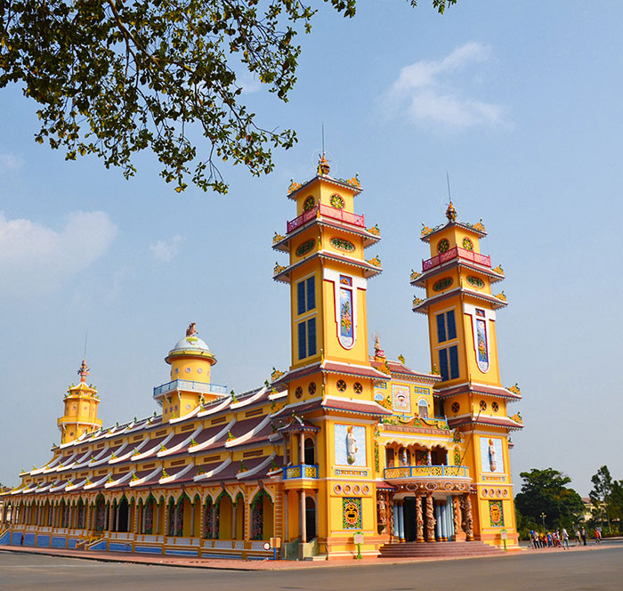 Vietnam, Temple Cao Dai