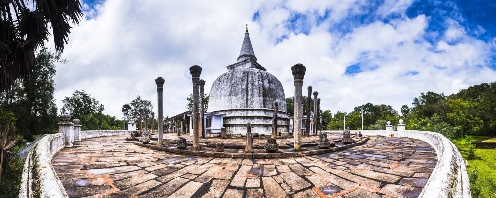 Sri lanka-Anuradhapura-Temple
